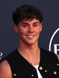 Noah Beck Noah Beck
